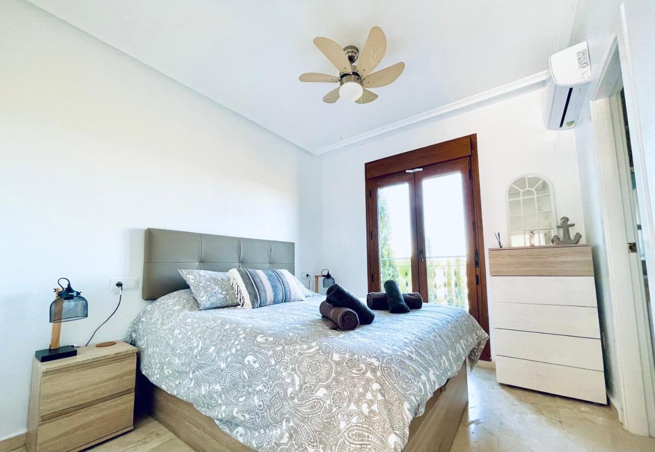 Casa Beth Villamartin 2 Bedroom/ 2 Bathroom With Pool 오리후엘라 외부 사진